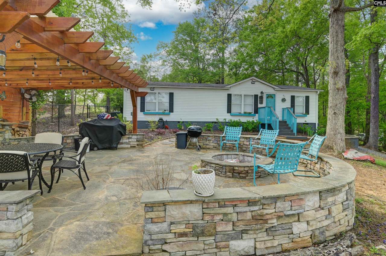 2075 Great North Road - Photo 1