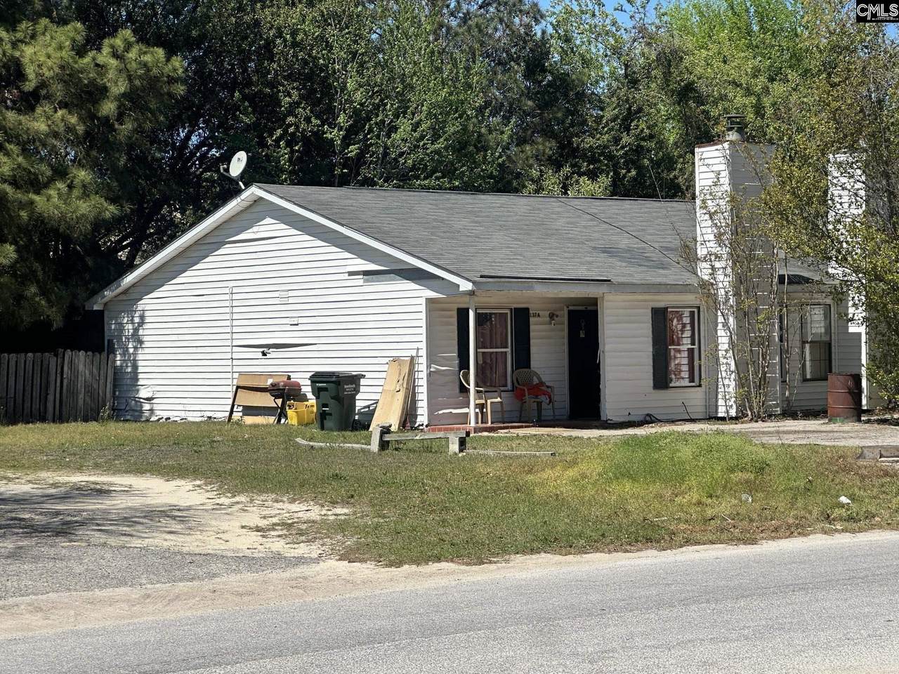 137 Villa Court - Photo 1