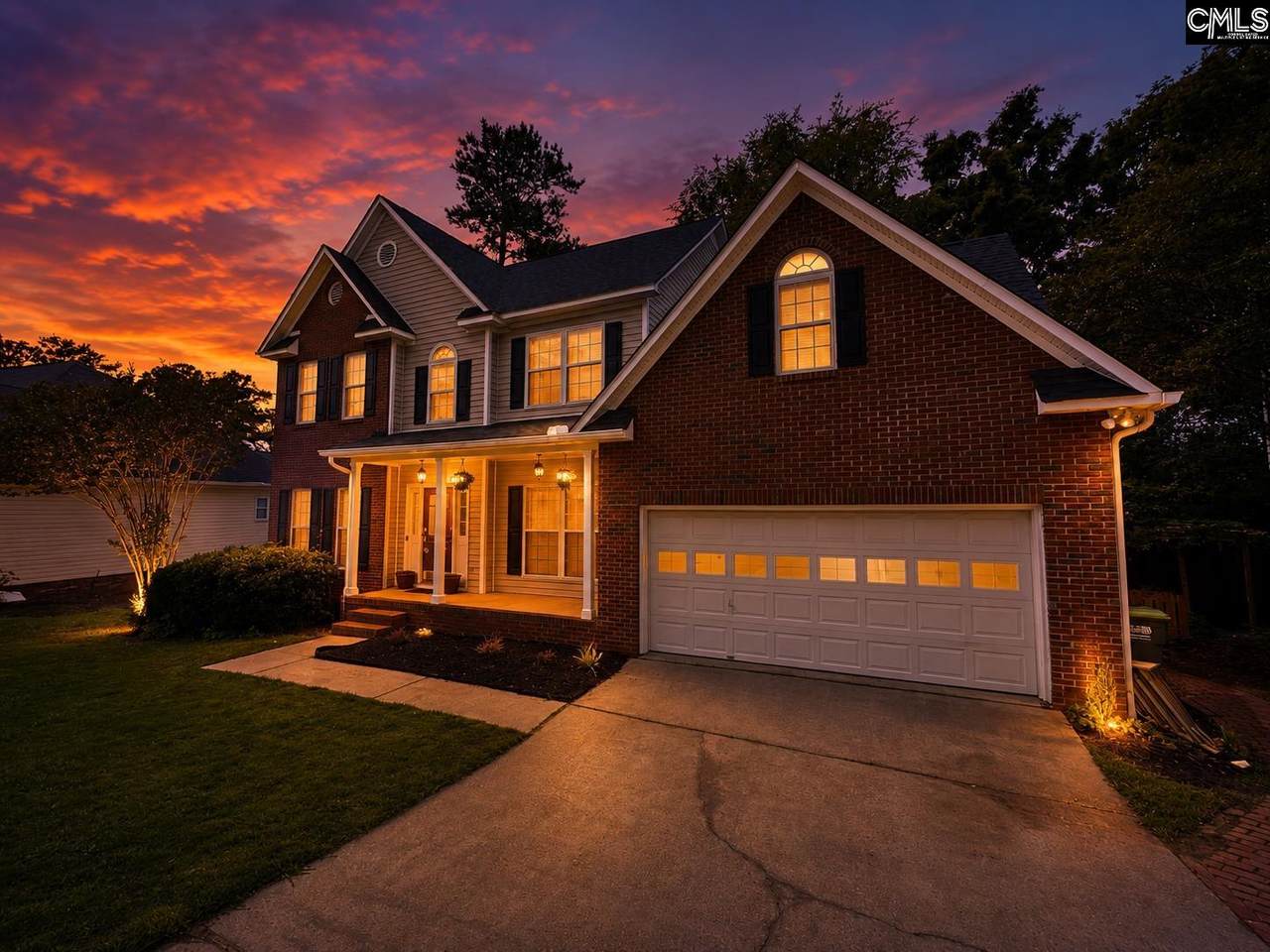 307 Heatherstone Road - Photo 1