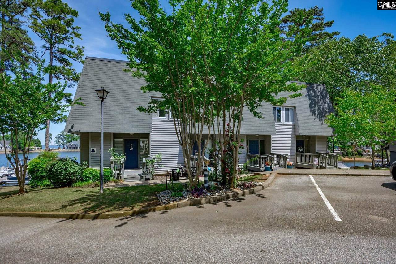 301 Harbor Heights Drive 1-C - Photo 1