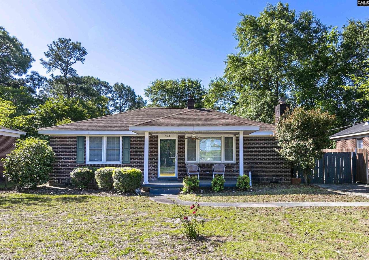 941 Evergreen Avenue - Photo 1