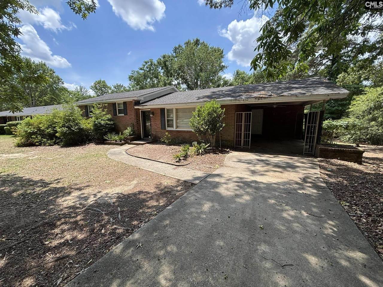 7247 Holloway Road - Photo 1