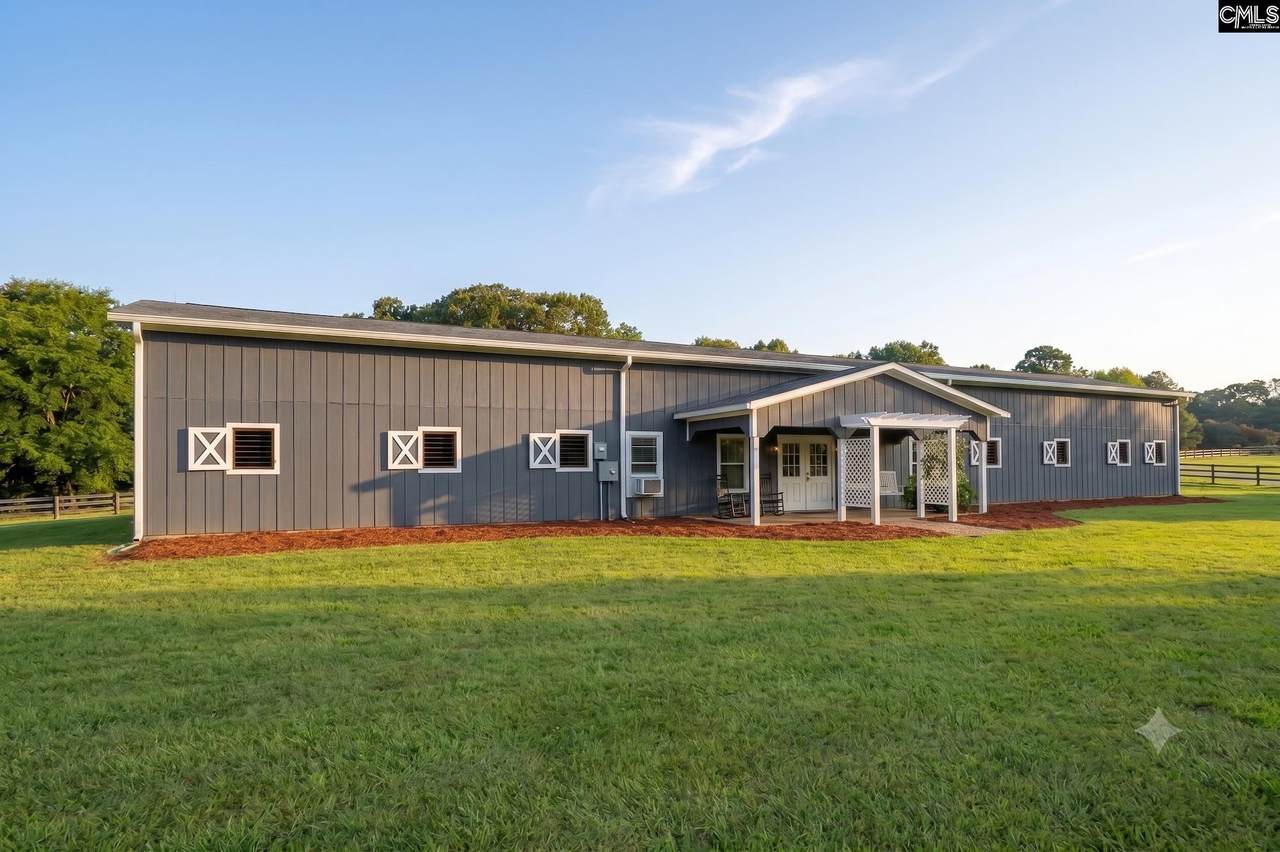 434 Tombfield Road - Photo 1
