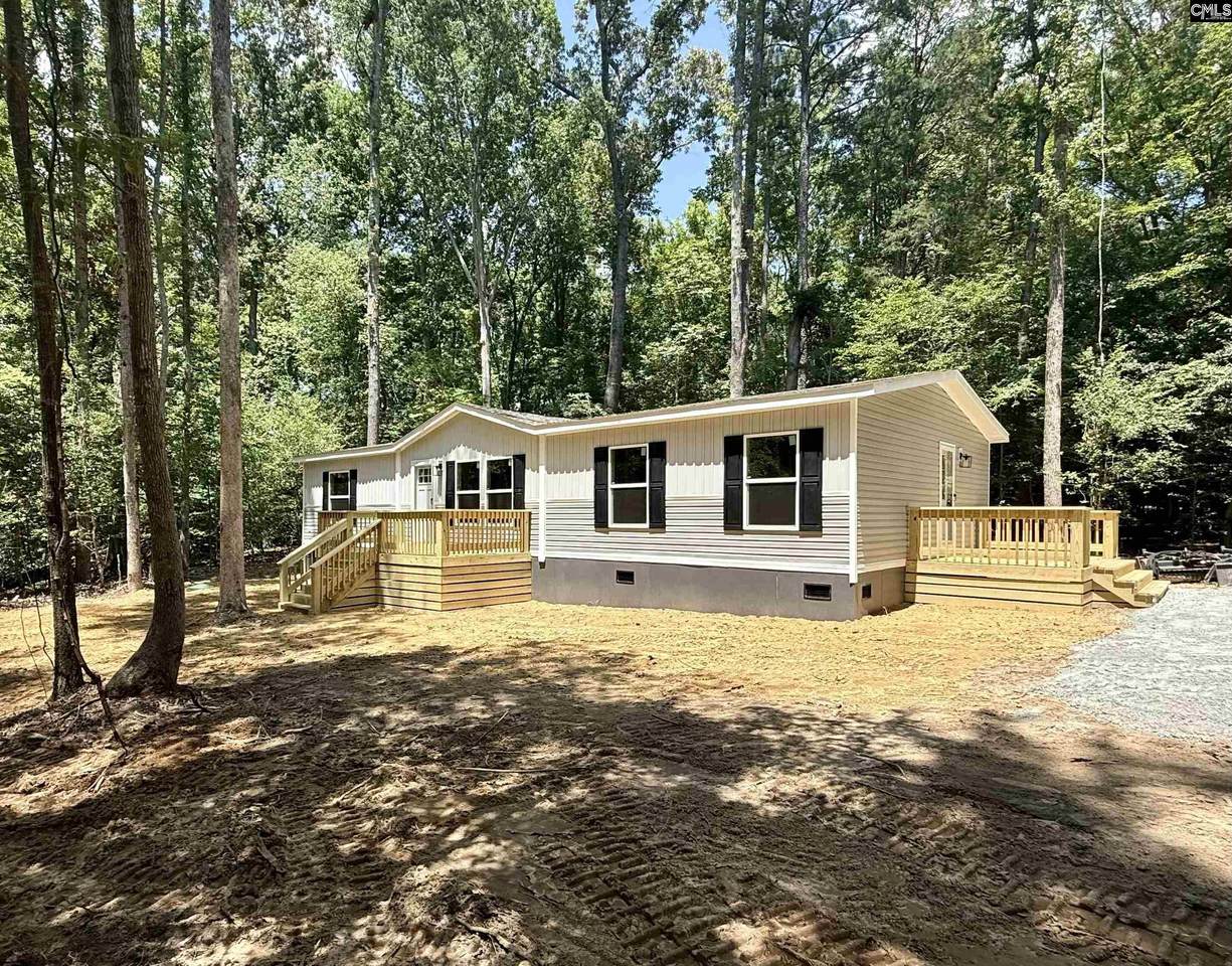 281 Douglas Road - Photo 1