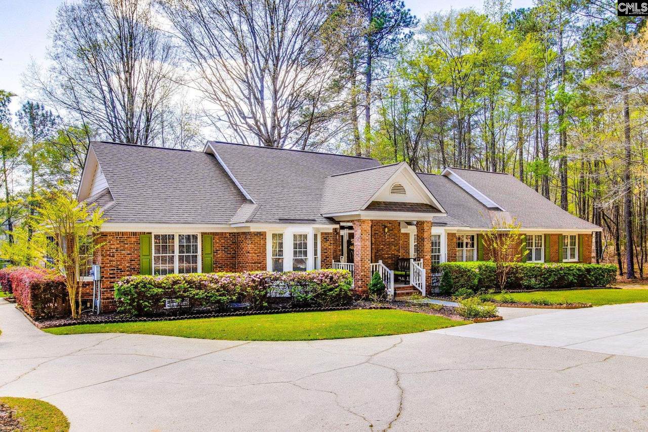 325 Derrick Lane - Photo 1
