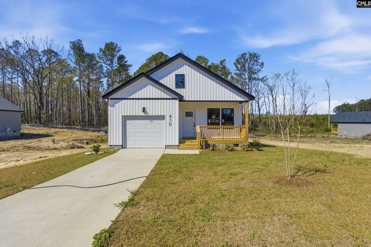 410 Lincolnshire Boulevard - Photo 1