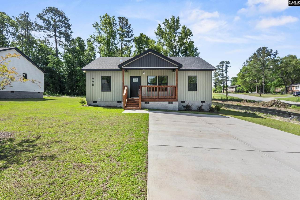 220 Payton Place - Photo 1