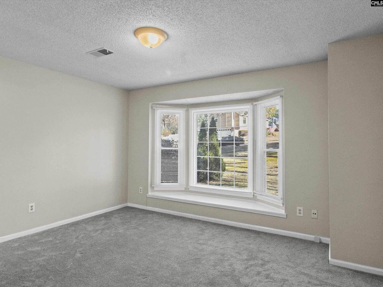 42 Halton Court - Photo 1