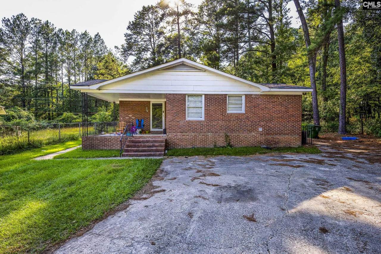 2101 Apple Valley Road - Photo 1