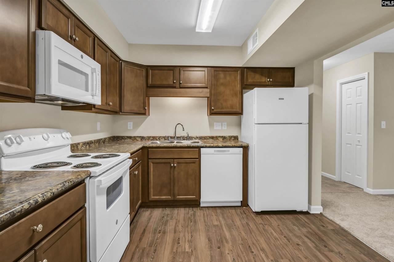 1107 Menlo Drive - Photo 1