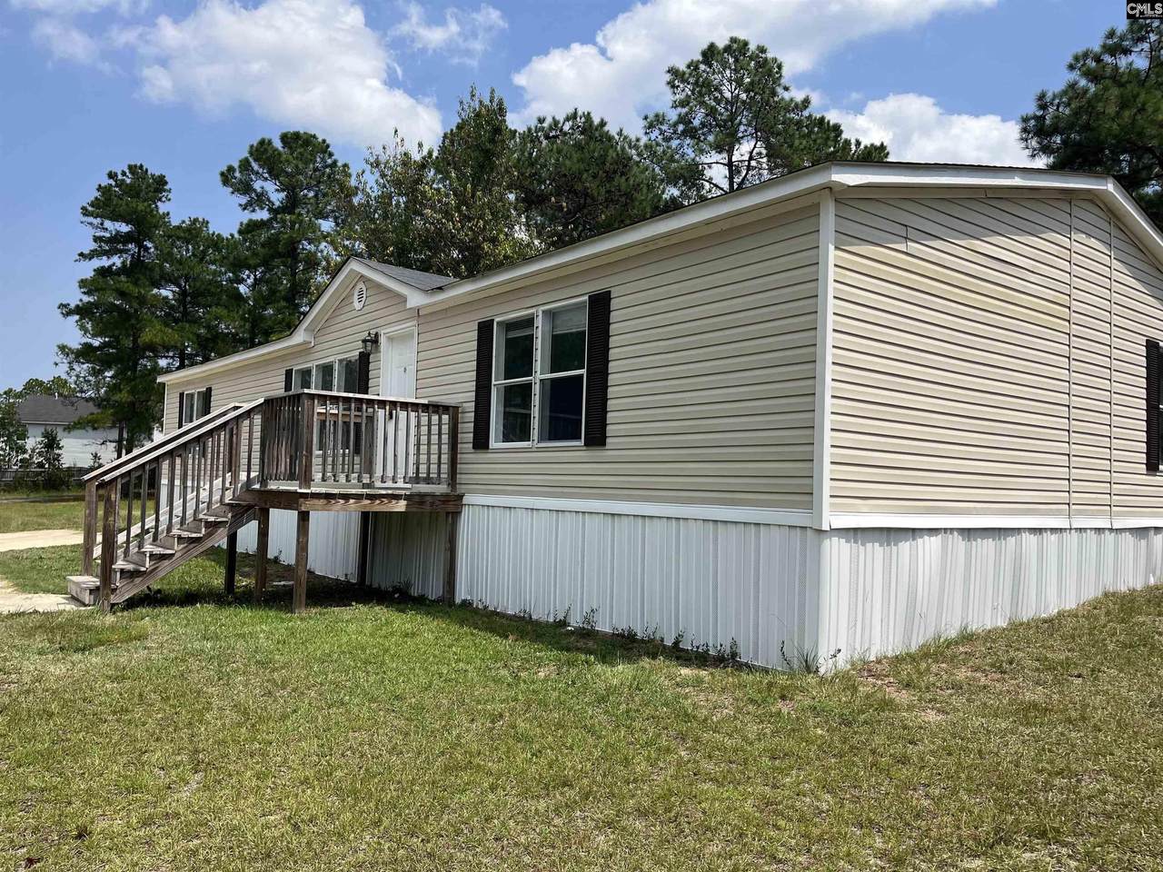 140 Castleville Courts - Photo 1