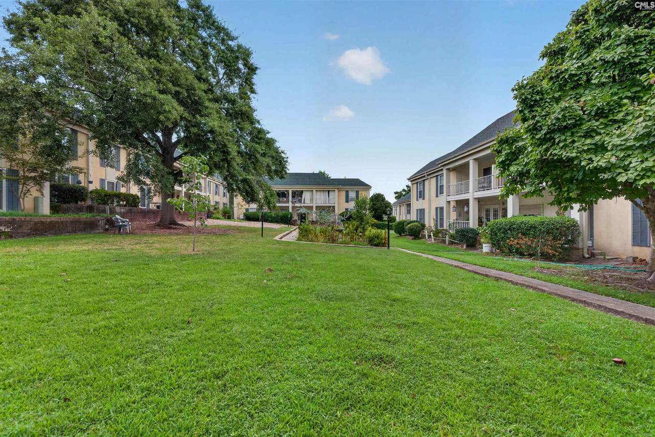 3600 Chateau Drive K-142 - Photo 1