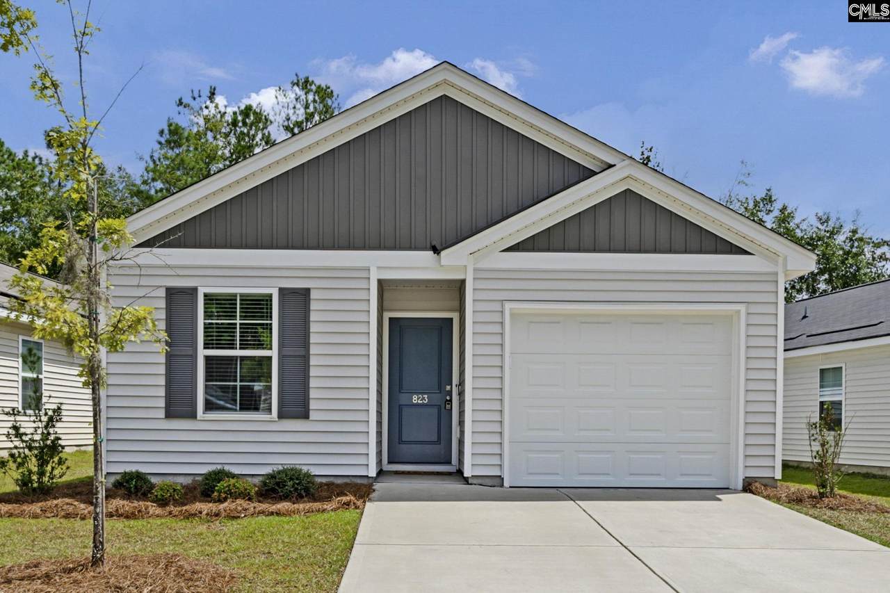 823 Summerwood Lane - Photo 1