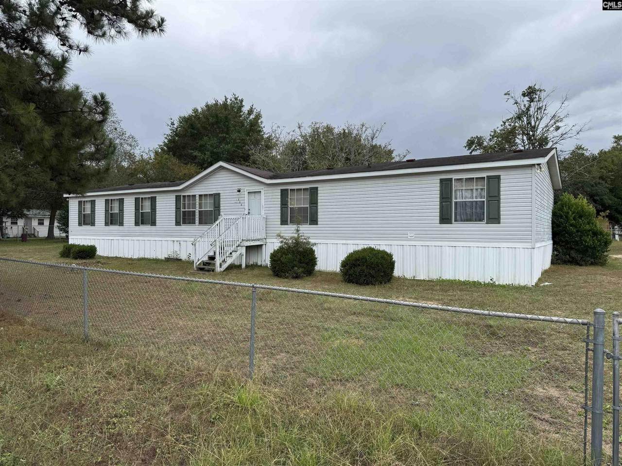 230 Alexander Place - Photo 1