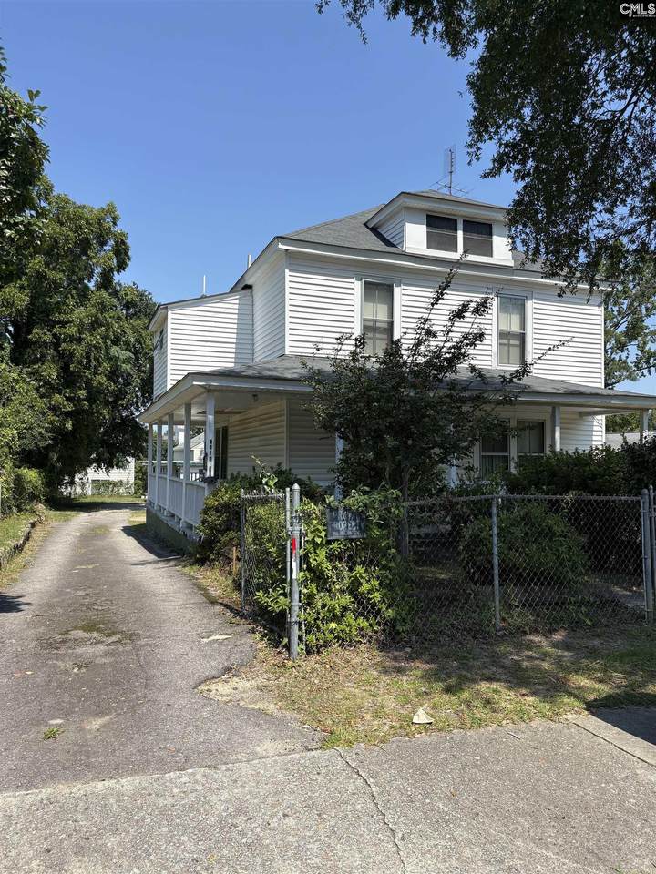 2313 Richland Street 2313 1/2 - Photo 1