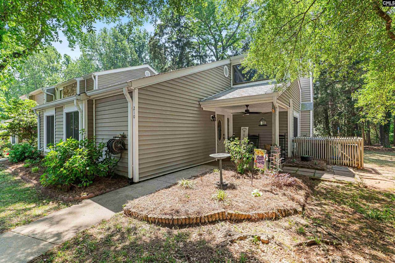 210 Mariners Row - Photo 1