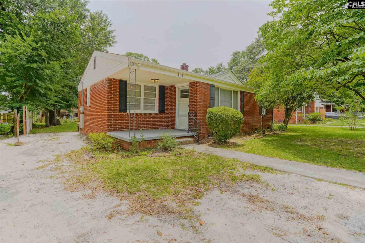 1113 Summerland Drive - Photo 1