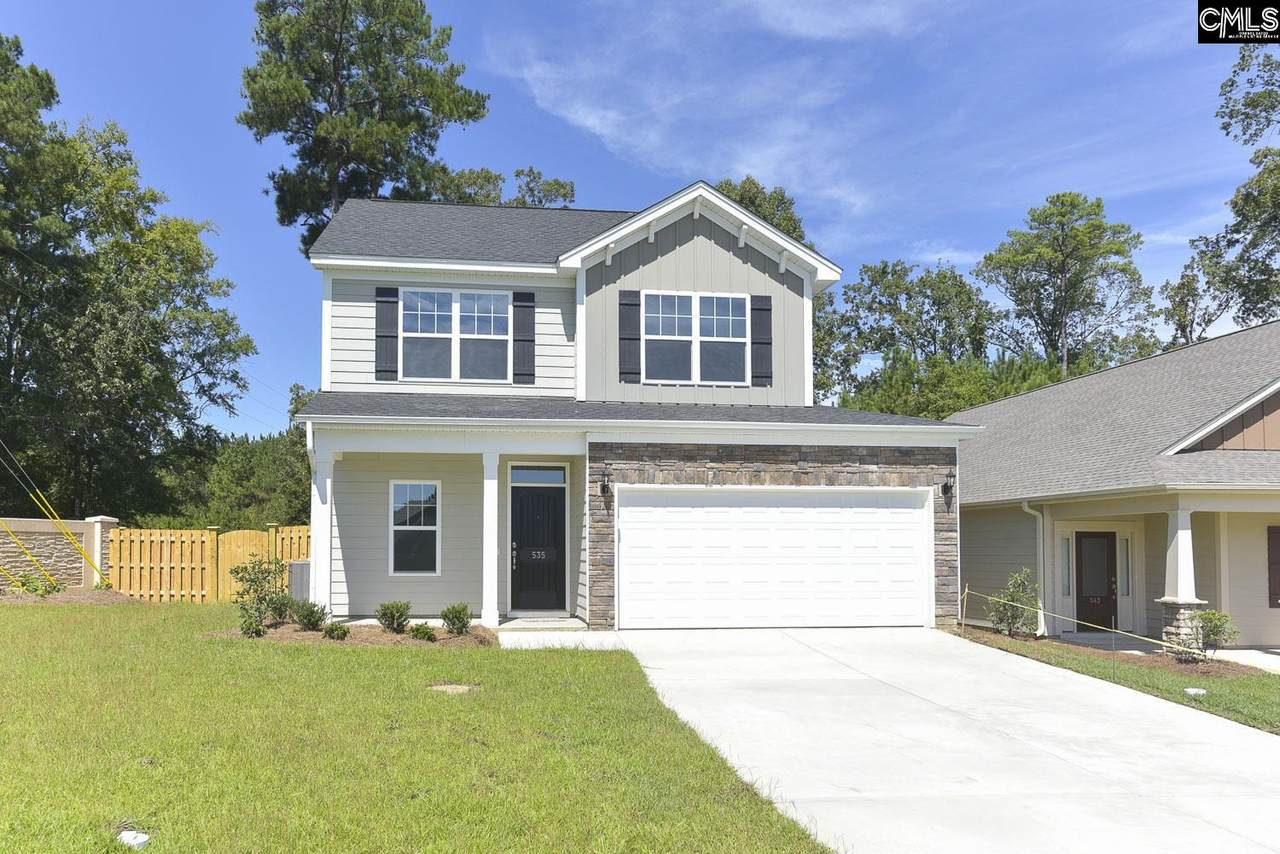 1040 Ashcroft Circle - Photo 1