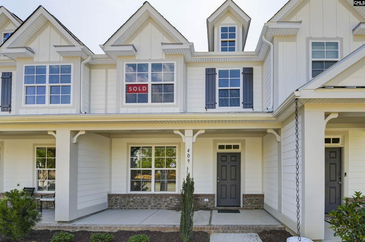 511 Adelaide Court - Photo 1