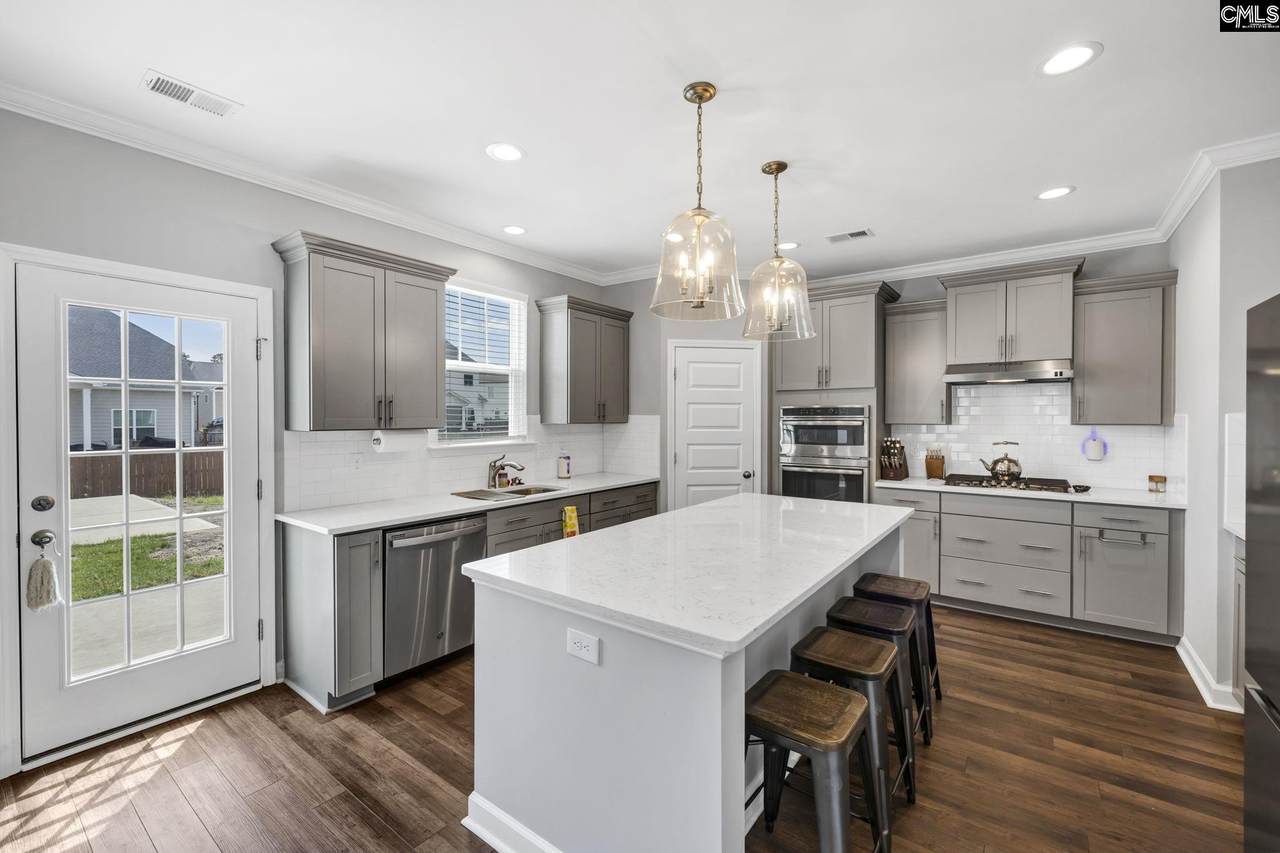 1318 Portrait Hill Drive - Photo 1