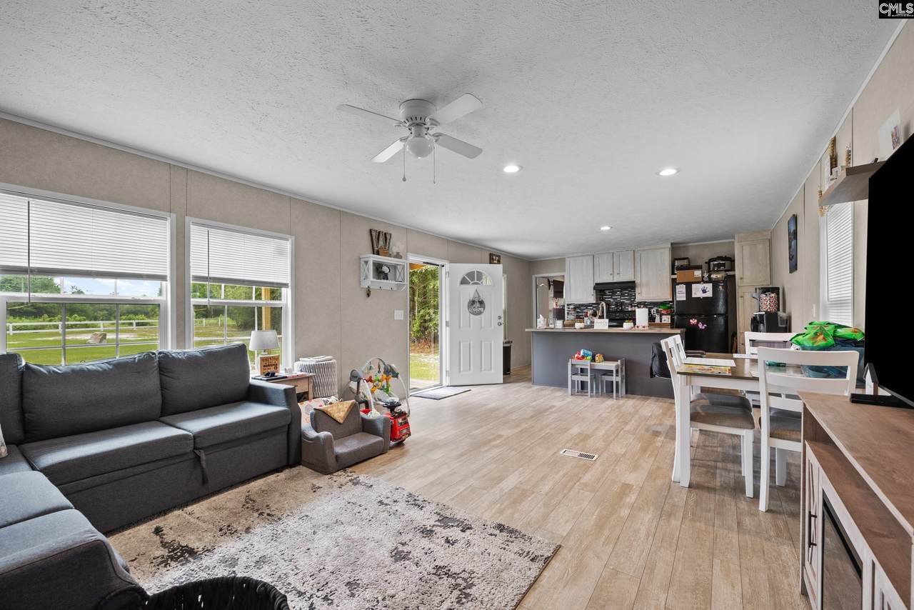 396 Volliedale Drive - Photo 1