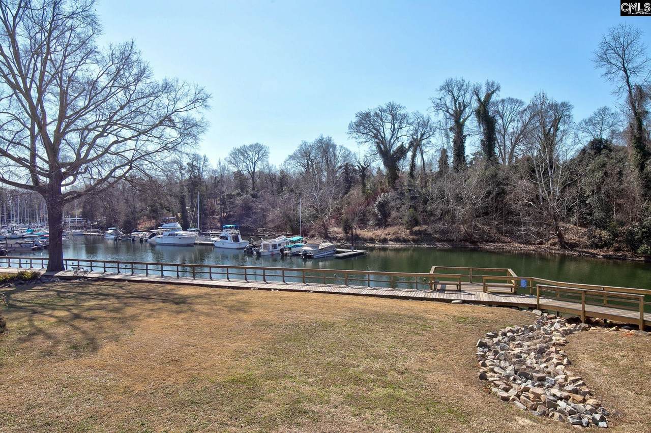 228 Shoreline Drive - Photo 1