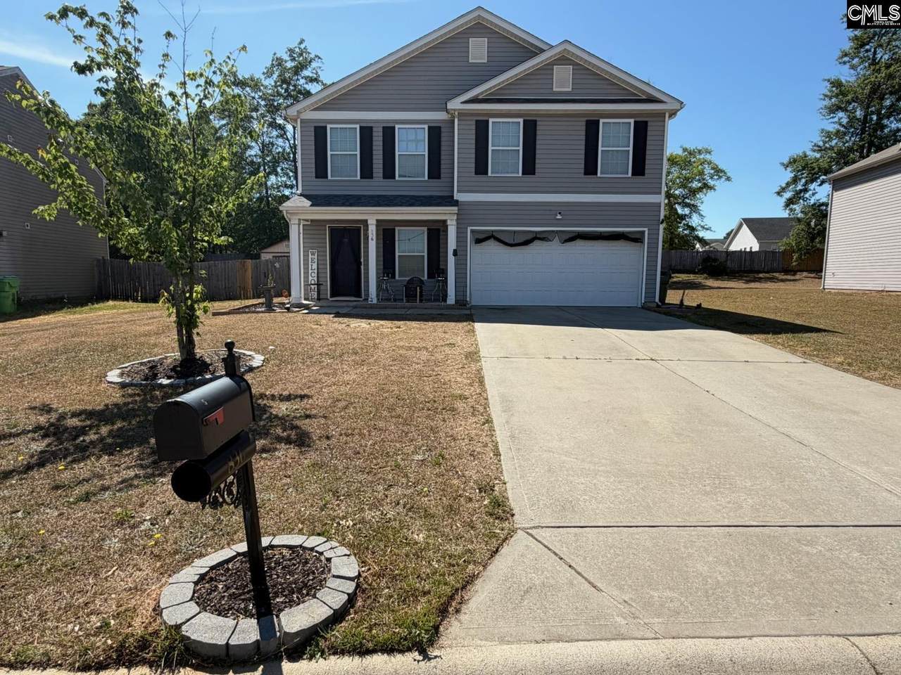 836 Chariot Way - Photo 1