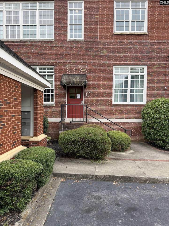 705 Maple Street G102 - Photo 1