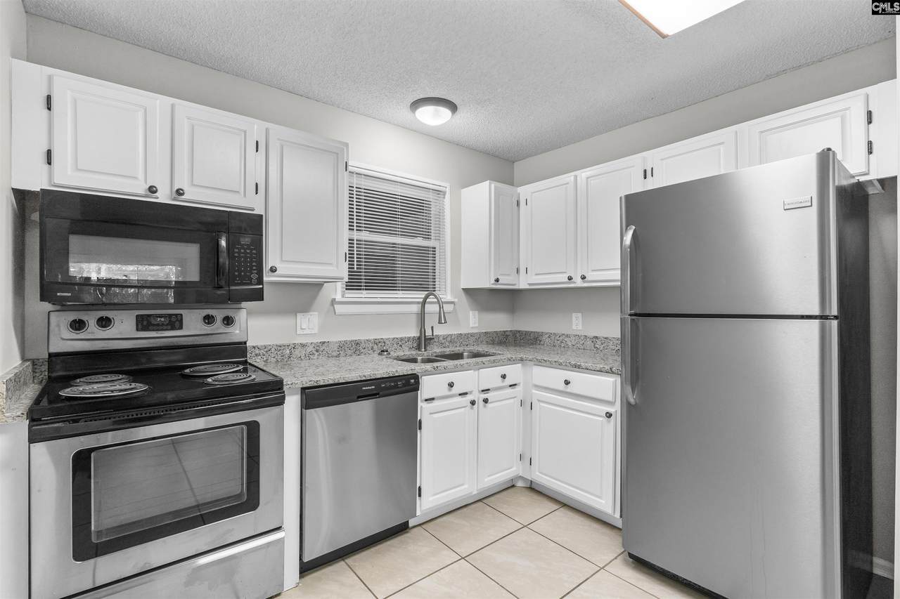 625 Edgewater Lane - Photo 1