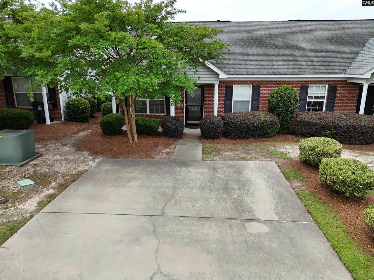 179 Courtside Drive - Photo 1