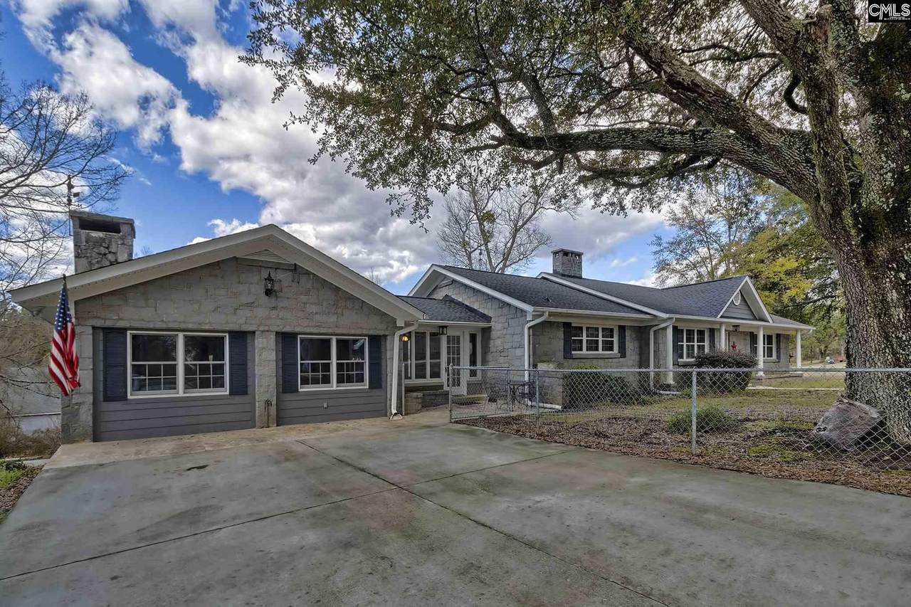 9933 Wilson Boulevard - Photo 1