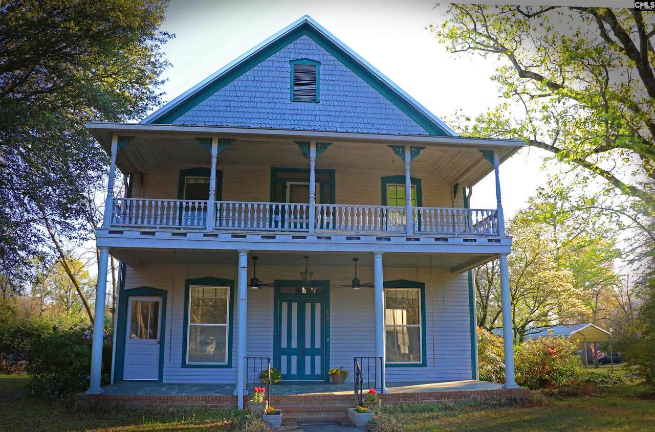 1006 Railroad Avenue - Photo 1