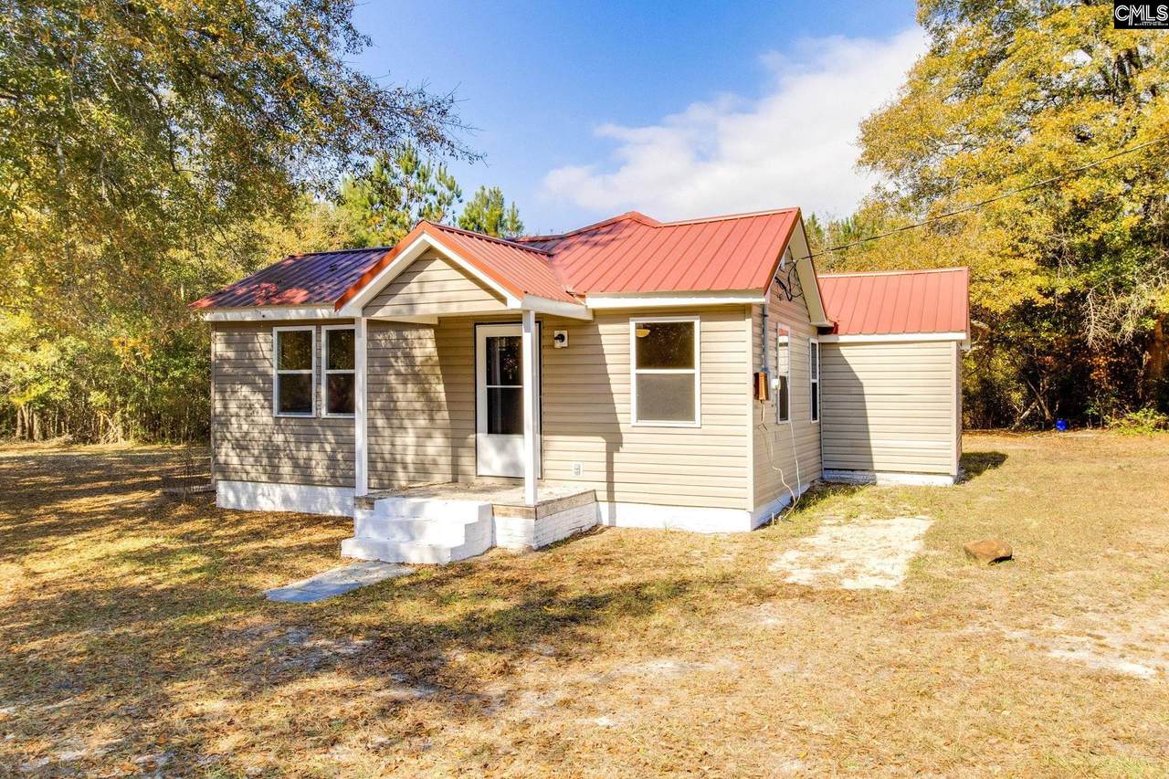 5793 Lockhart Road - Photo 1