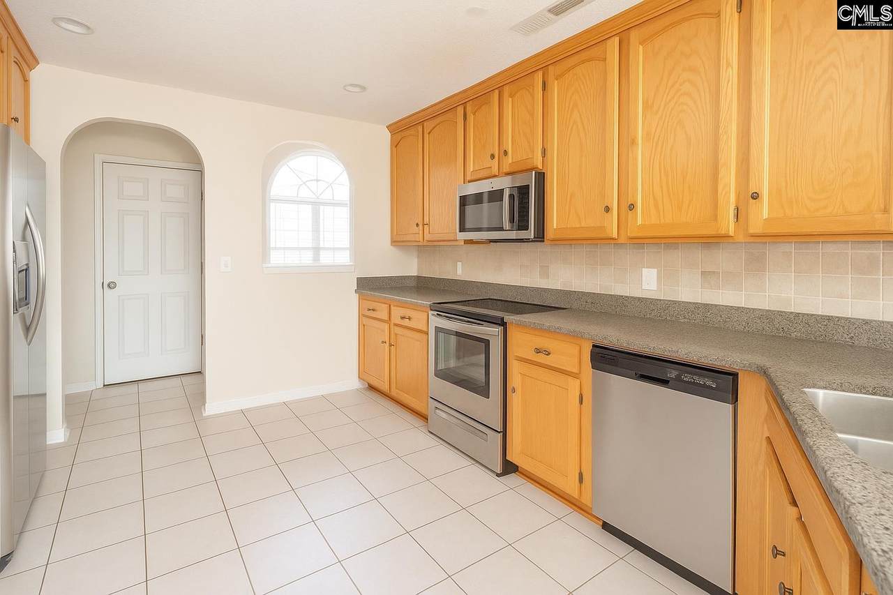 160 Trailwood Drive - Photo 1