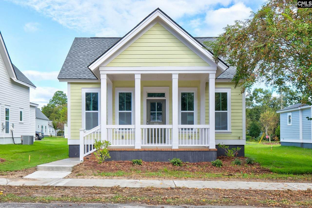 806 Lexington Avenue - Photo 1