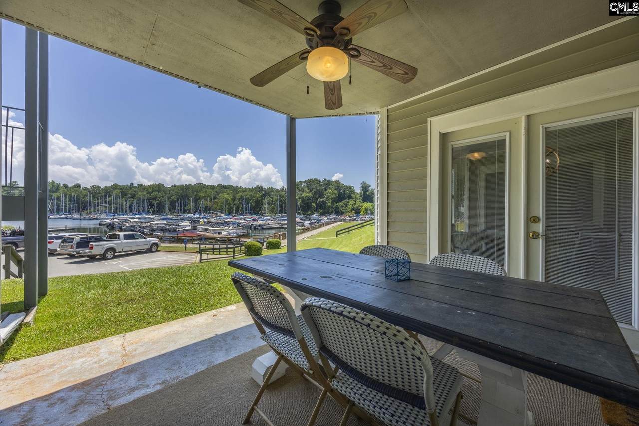 322 Cove Court - Photo 1