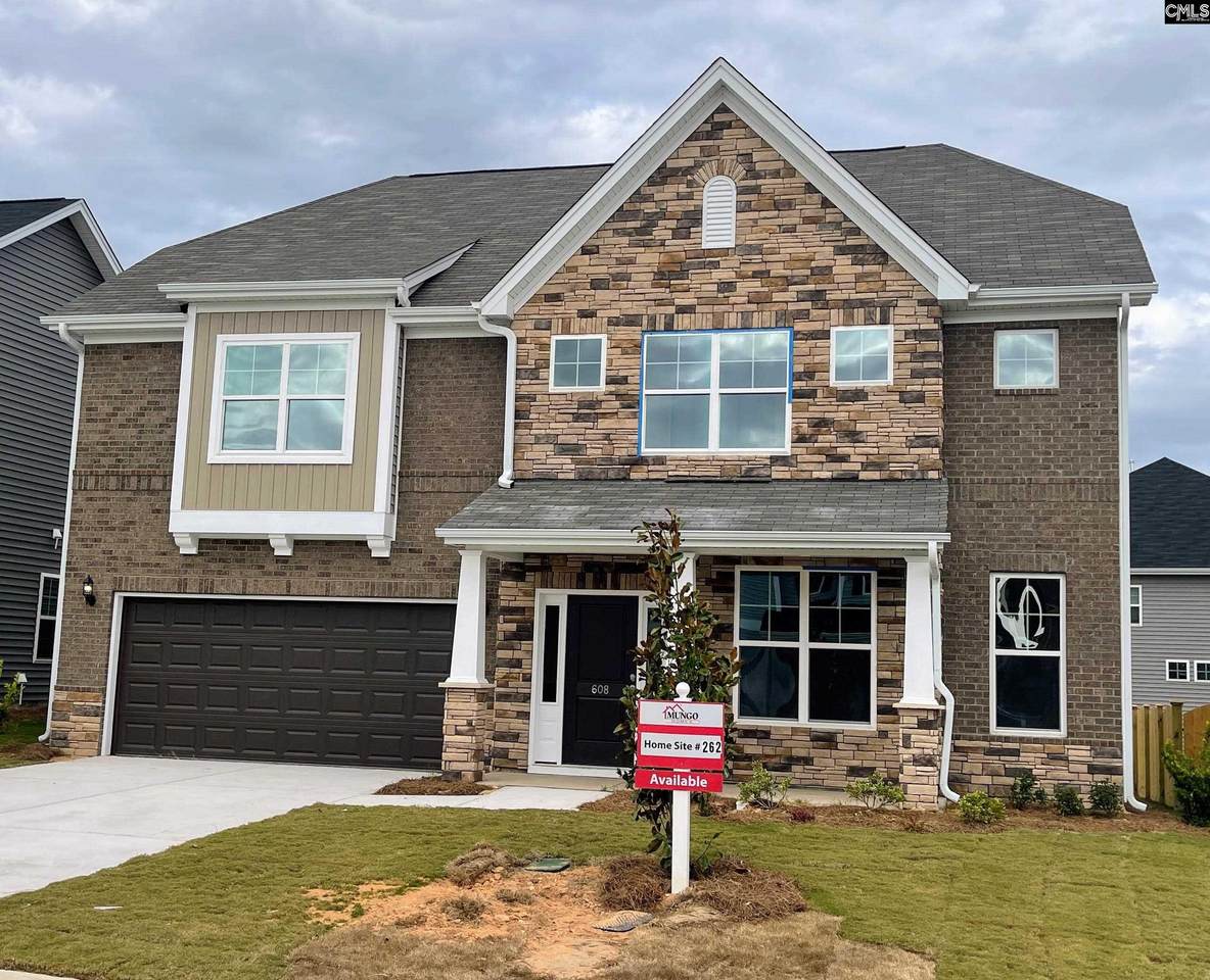 608 Hiawatha Drive - Photo 1