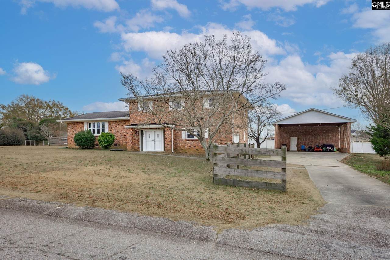 560 Edisto Drive - Photo 1