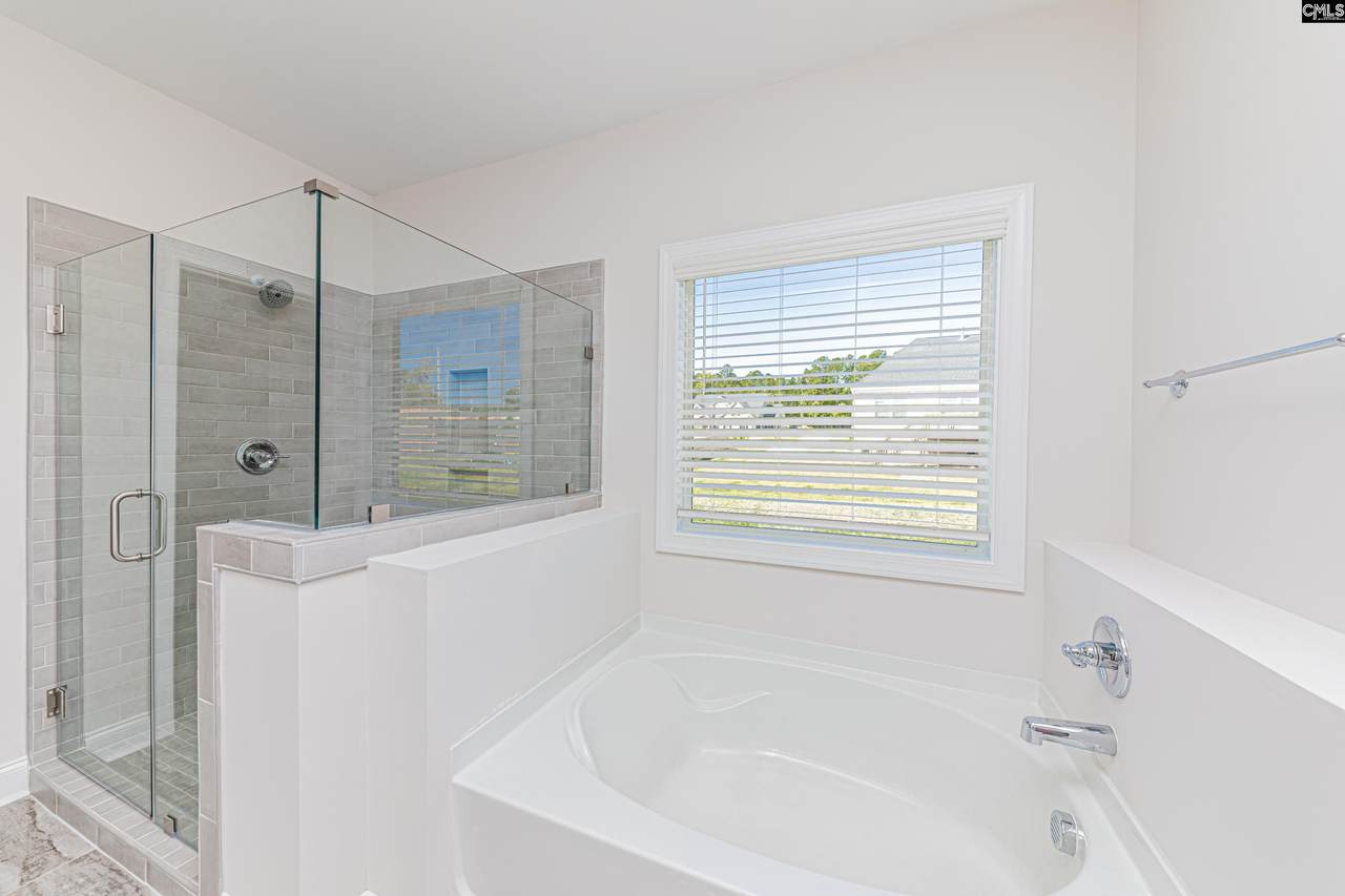 527 Radnor Hunt Court - Photo 1