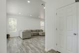 110 Lakeside Drive - Photo 3