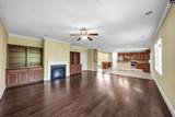 305 Thoroughbred Way - Photo 4