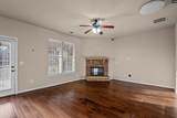 506 Moulton Way - Photo 15