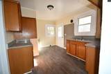 942 Gilder Street - Photo 13