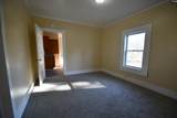 942 Gilder Street - Photo 9