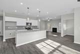142 Middlesex Court - Photo 6