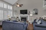 821 Mallard Lakes Drive - Photo 7