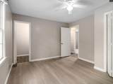 221 Farringdon Court - Photo 9