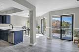 320 Shoreline Drive - Photo 7