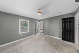 628 Hampton Circle - Photo 17