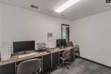 900 Riverhill Circle - Photo 17